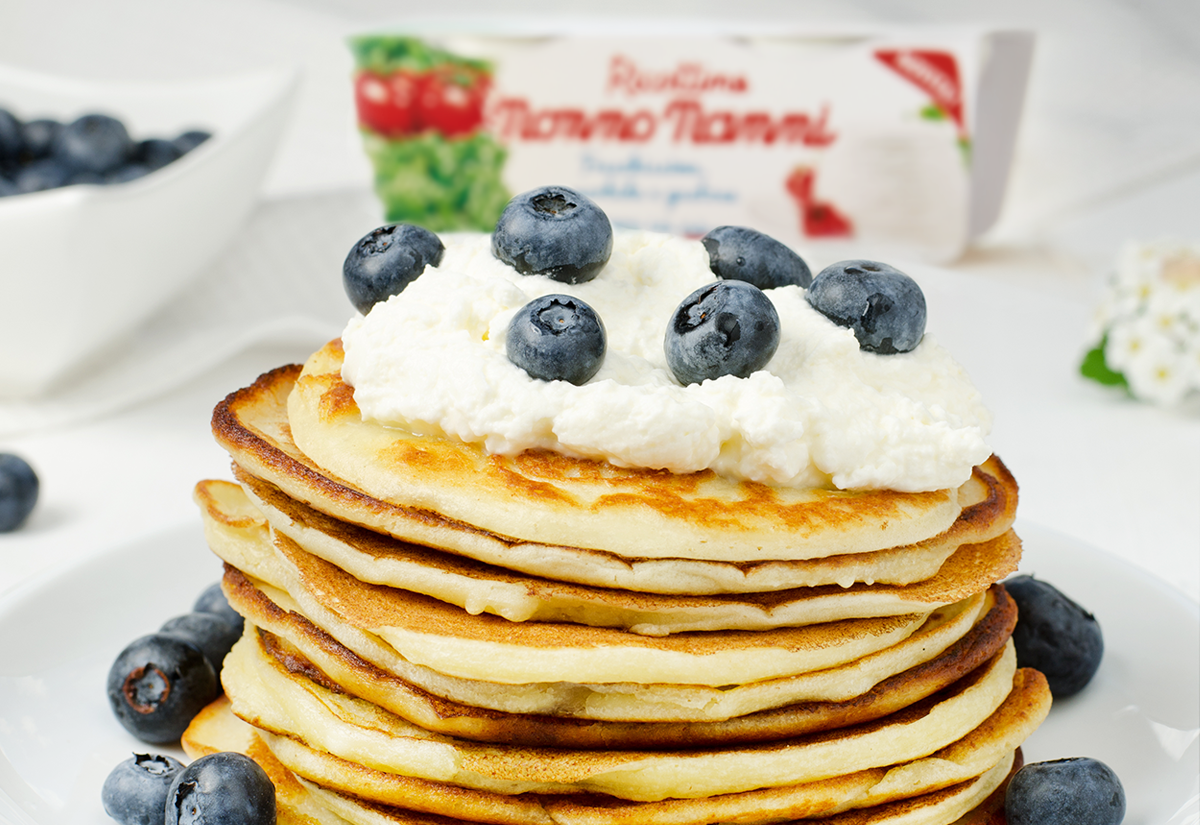 Pancake con Ricottine Nonno Nanni e mirtilli