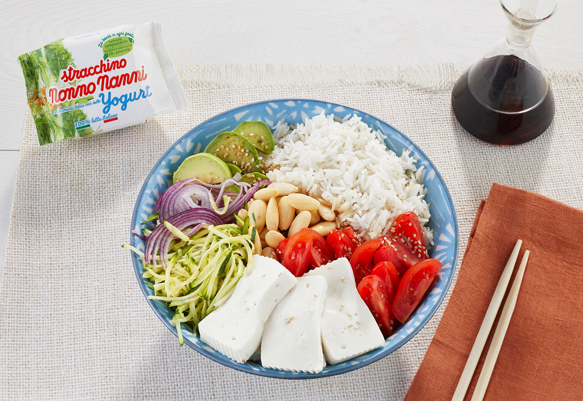 Bowl di riso, verdure e Stracchino con fermento dello Yogurt